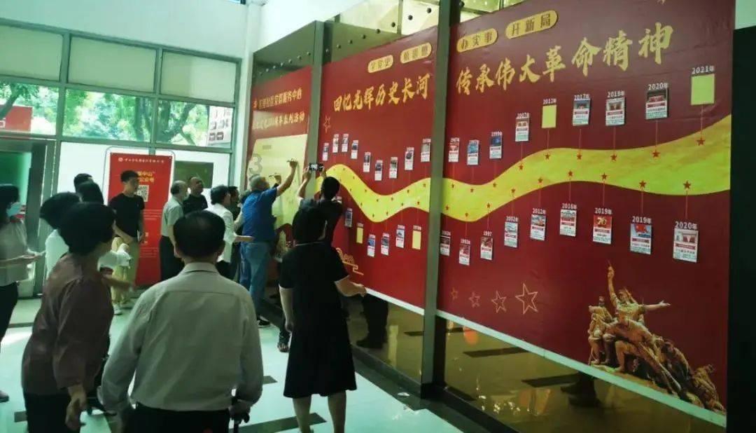 有机顶盒的4K高清云电脑电视可以用数据线连接手机吗？游戏画面